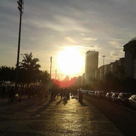 Copacabana Uma Quadra Da Praia Rio de Janeiro Exterior photo
