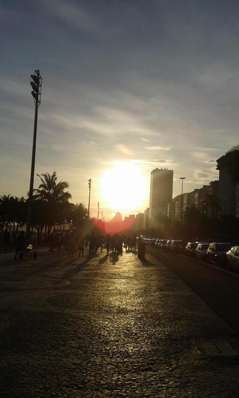 Copacabana Uma Quadra Da Praia Rio de Janeiro Exterior photo
